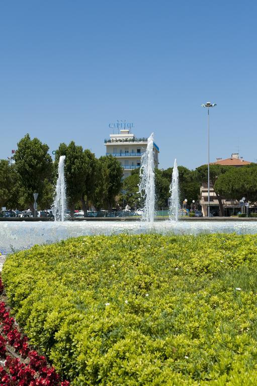 Hotel Capitol Misano Adriatico Extérieur photo